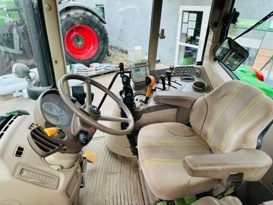 John Deere J'achèterai des tracteurs, toutes marques confondu