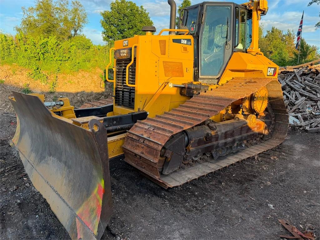 CAT D6N LGP
