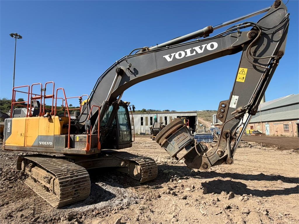 Volvo EC200EL