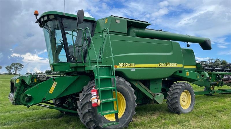 Moissonneuse-batteuse John Deere 9560 WTS — occasion 2003