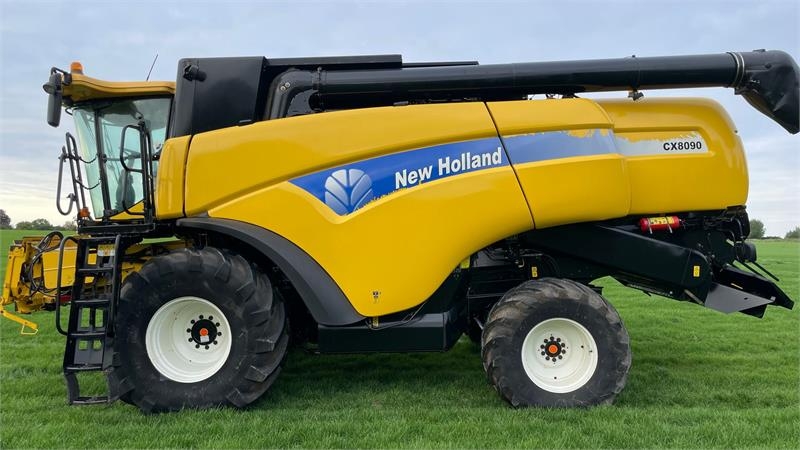 Moissonneuse-batteuse New Holland CX8090 — occasion 2008