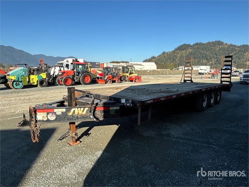 Remorque porte-engins Abu Trailers 24 ft Tri/A Equipment — occasion 2018