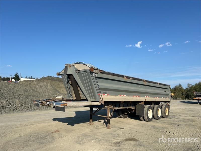Remorque benne Arnes 30 ft Tri/A Frameless End Dump — occasion 2006