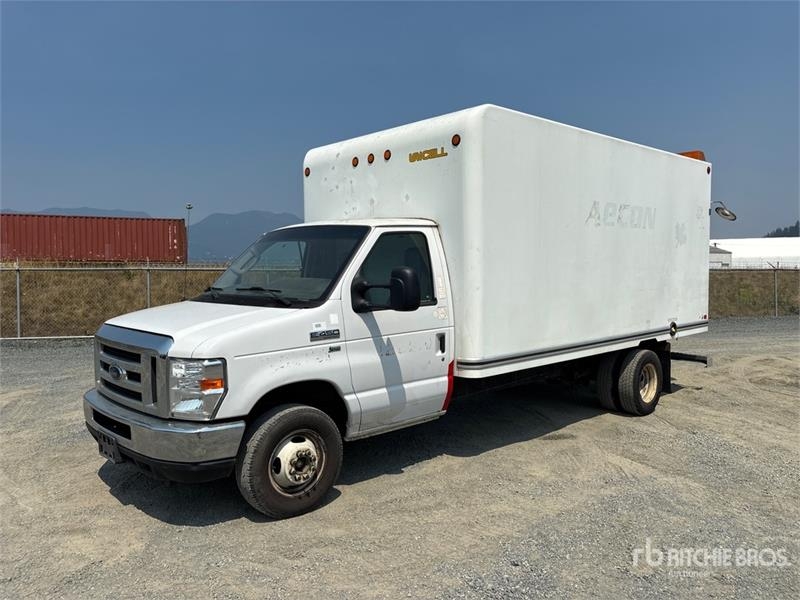 Ford E450