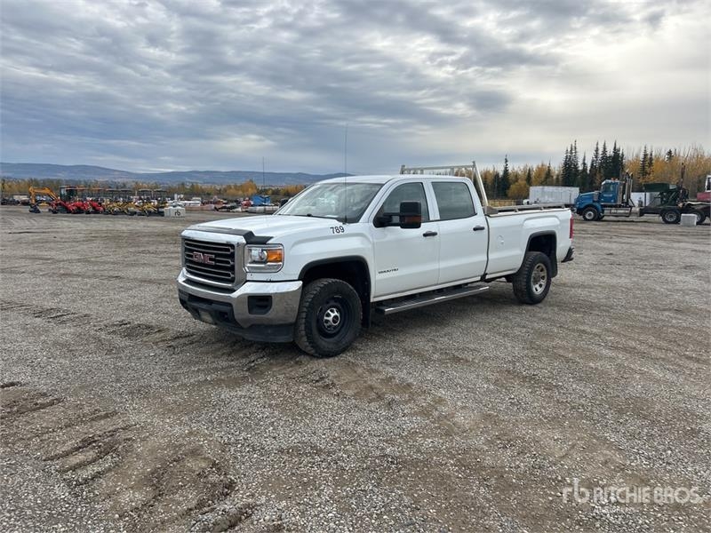 Fourgon utilitaire GMC Sierra 2500HD — occasion 2018