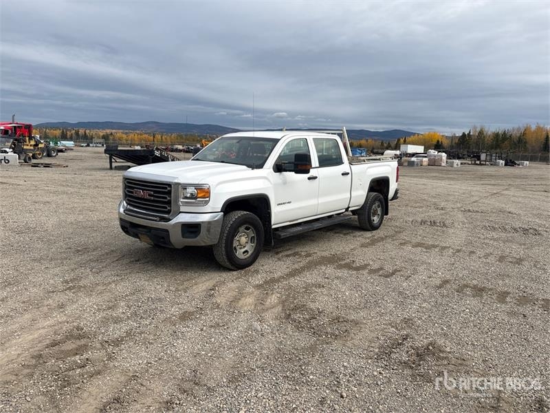 Fourgon utilitaire GMC Sierra 2500HD — occasion 2018