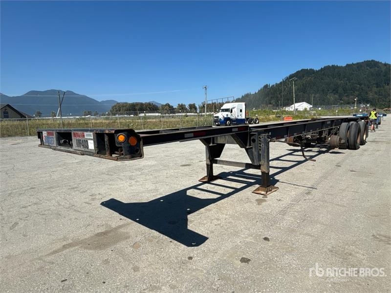 Hyundai 40 ft Tri/A Container Trailer