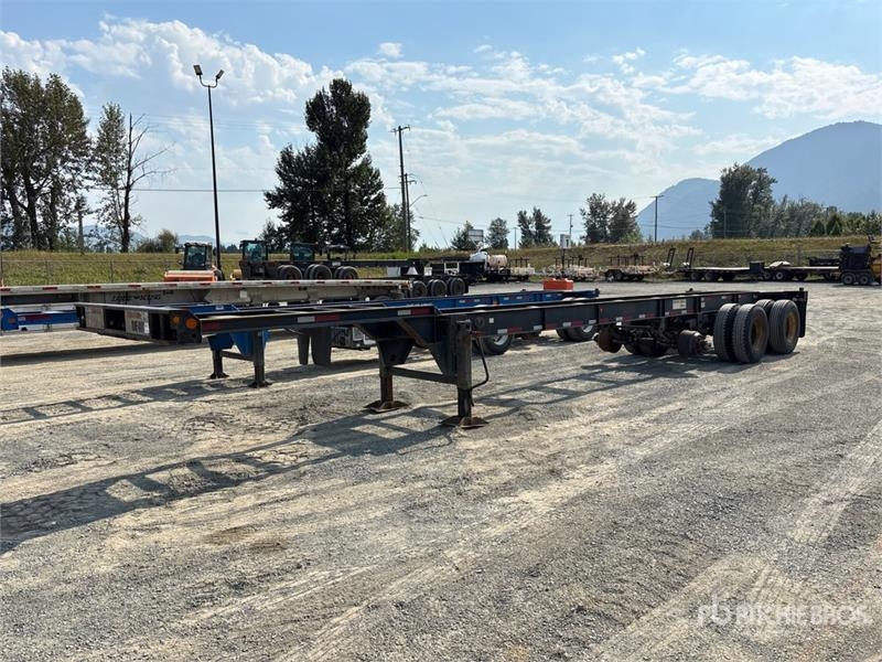 Hyundai 40 ft Tri/A Container Trailer