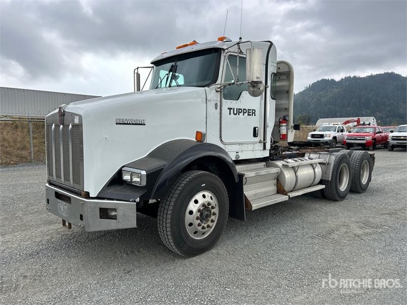 Tracteur routier Kenworth T800 — occasion 2012