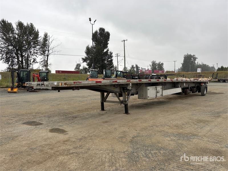 Lode King 53 ft Tri/A Flatbed Trailer
