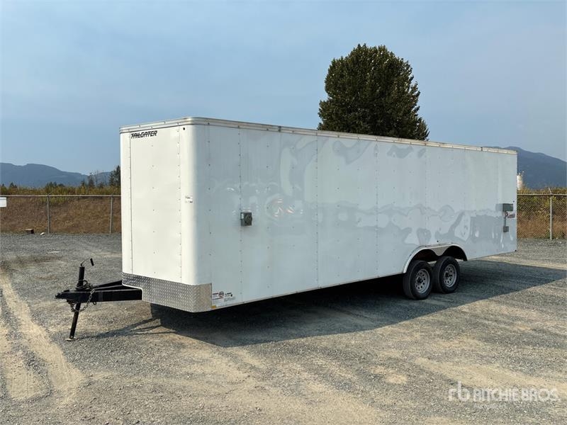 Mirage 24 ft T/A Enclosed Trailer