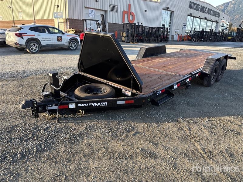 Remorque surbaissée Southland LBAT7-616 12324 lb 23 ft T/A Tilt Deck T — occasion 2027