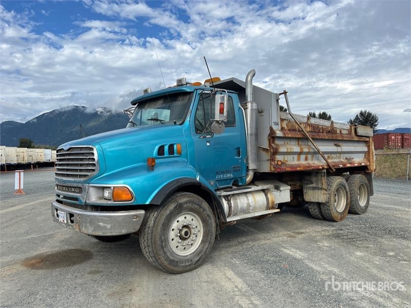 Camion benne Sterling LT9500 — occasion 2004