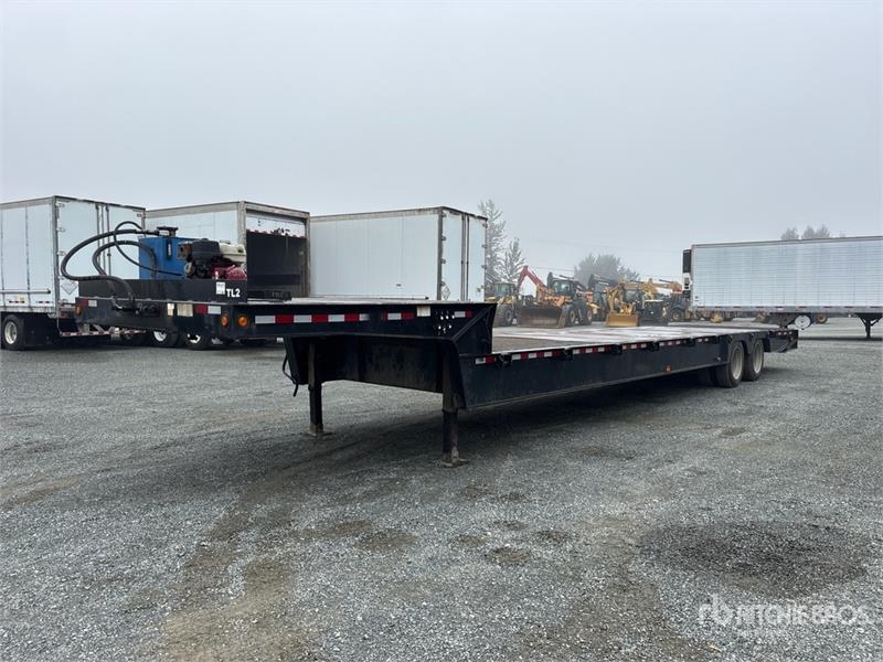 Remorque surbaissée Trail King 48 ft T/A Hydraulic Tail — occasion 2004