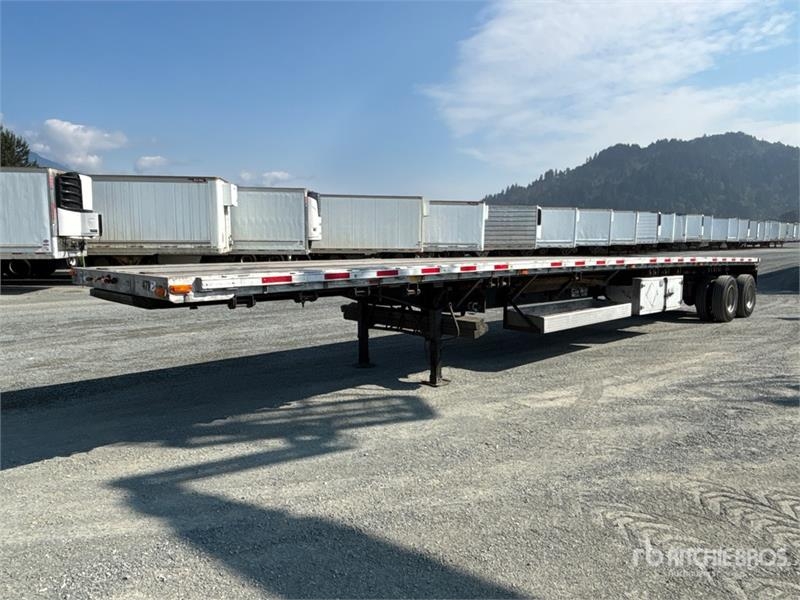 Transcraft 48 ft T/A Flatbed Trailer