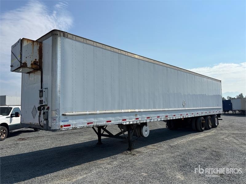 Vanguard 53 ft x 102 in Tri/A Heated Van Trailer