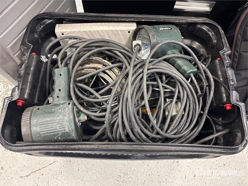 15 ft S/A Portable Auto Inspection Unit Utility Tr