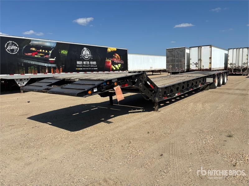 Remorque surbaissée Aspen 52 ft Tri/A Folding Neck — occasion 2012
