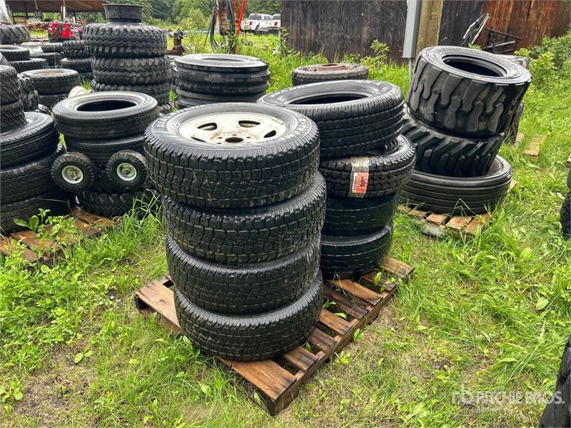 Avalanche of (8) Avalanche Tires
