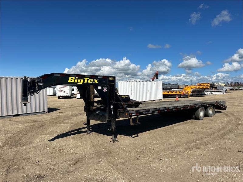 Big Tex 30 ft T/A Gooseneck Equipment Trailer