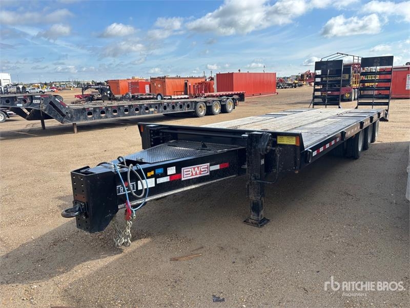 BWS 29 ft Tri/A Equipment Trailer