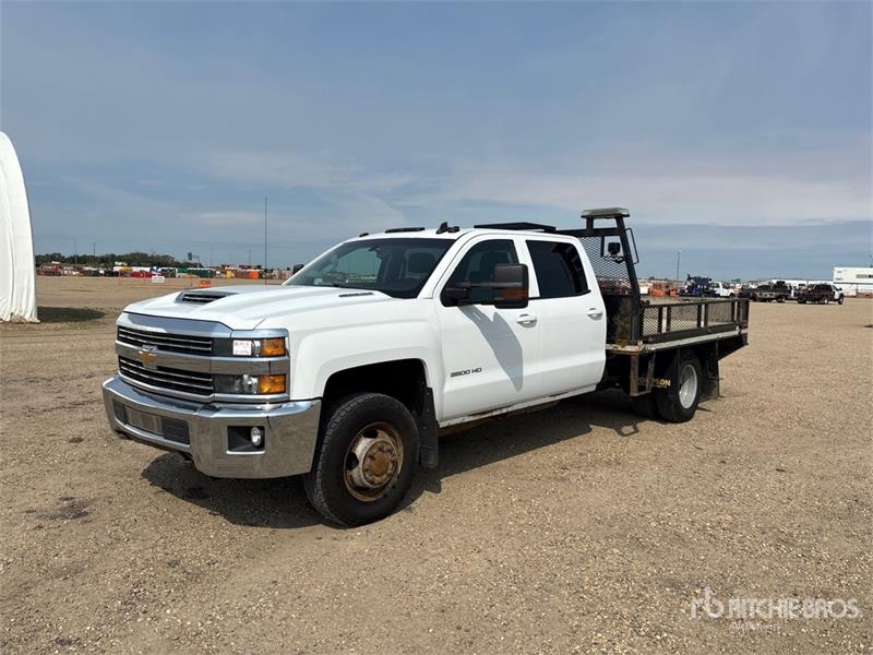 Camion plateau Chevrolet Silverado 3500HD — occasion 2017