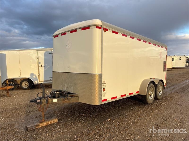 Remorque fourgon CJay CJ716 16 ft T/A Enclosed — occasion 2010
