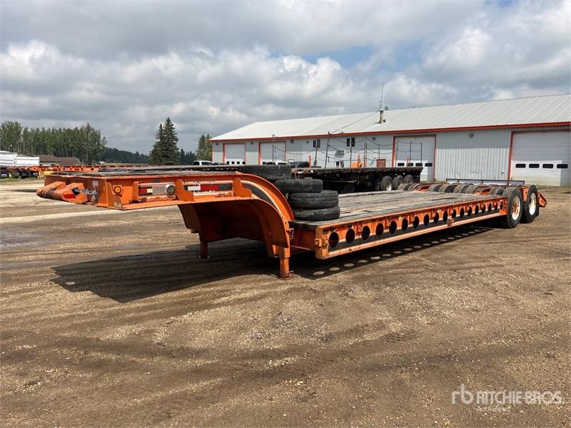 Columbia 16-Wheel Lowboy Trailer