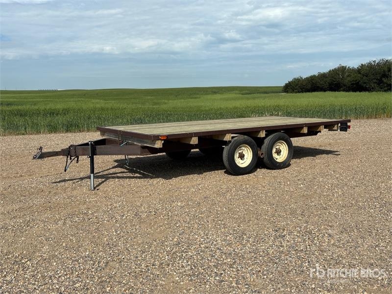 Custom Built Built 16 ft T/A Flatbed Trailer
