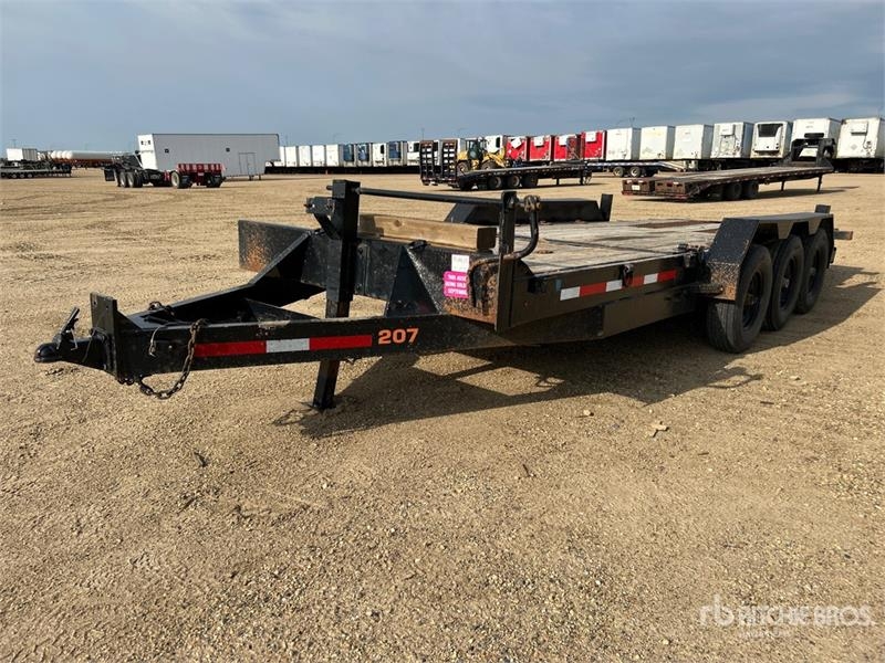 Diamond C 22 ft Tri/A Tilt Deck Trailer
