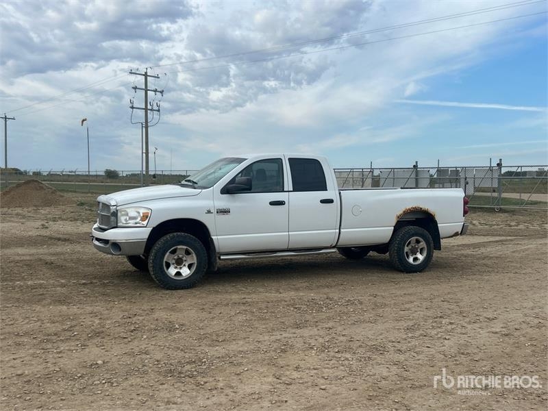 Fourgon utilitaire Dodge Ram 3500 — occasion 2008