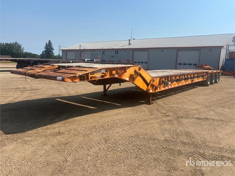 Doepker 40 ton 52 ft Tri/A Folding Neck Trailer