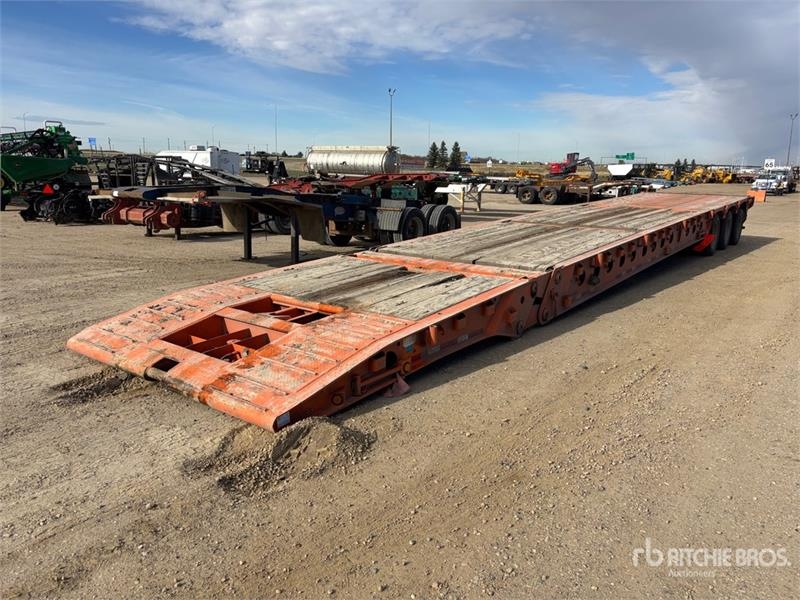 Remorque surbaissée Doepker 45 ton 55 ft Tri/A Folding Neck — occasion 2017