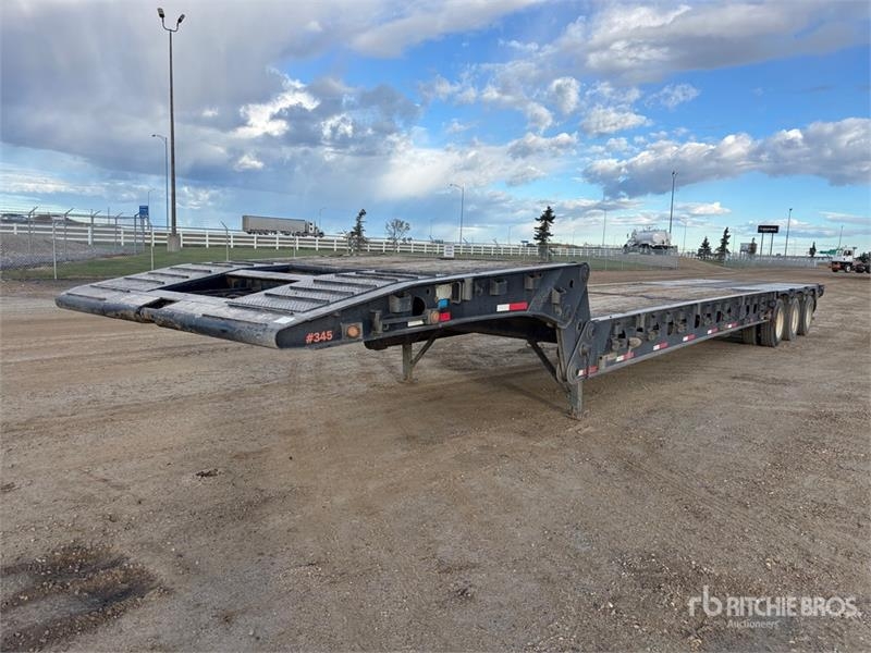 Remorque surbaissée Doepker 45 ton 55 ft Tri/A Folding Neck — occasion 2014
