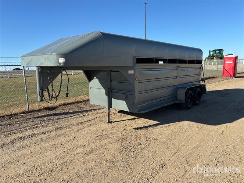 Remorque bétaillère Duncan 16 ft T/A Gooseneck Livestock — occasion 1994