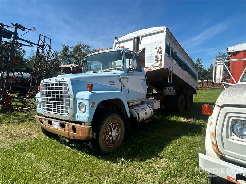 Ford 8000