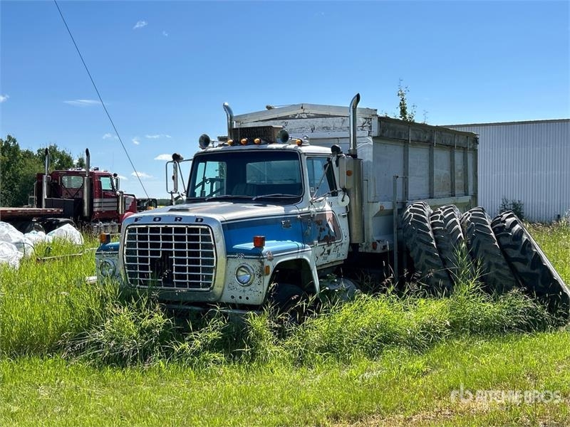 Ford 9000