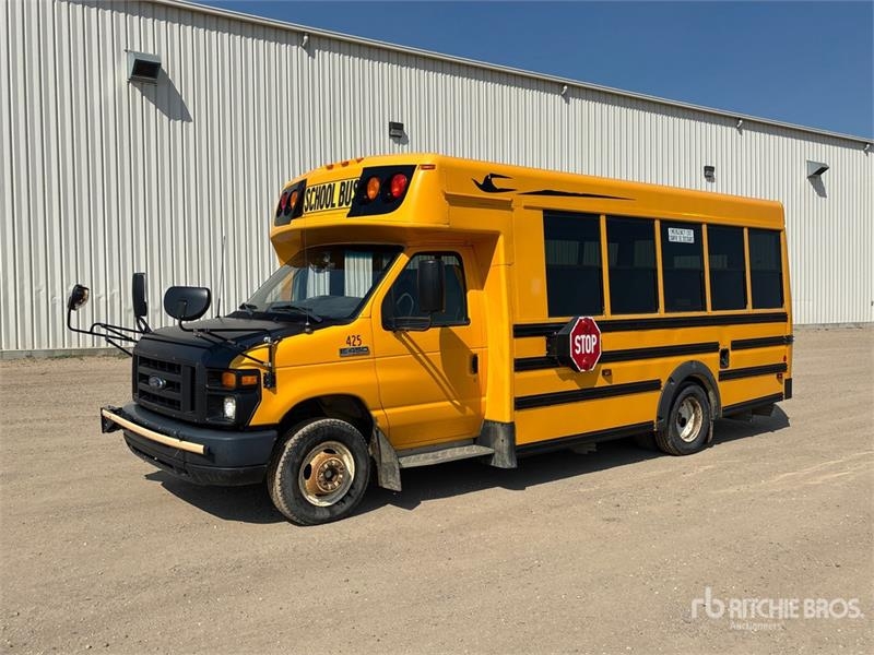 Ford E450