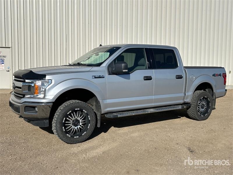 Fourgon utilitaire Ford F-150 XLT 4x4 Crew Cab Pickup — occasion 2019