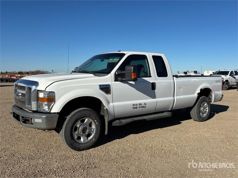 Fourgon utilitaire Ford F-250 — occasion 2010