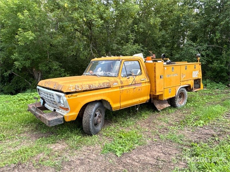 Ford F-350 Custom