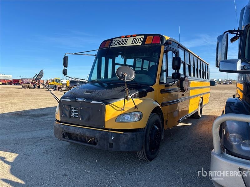 Minibus Freightliner 4x2 34-Seat School Bus (Inoperable) — occasion 2009