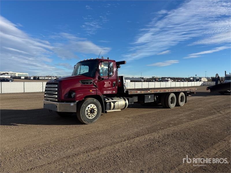 Camion de dépannage Freightliner 6x4 Rollback — occasion 2019