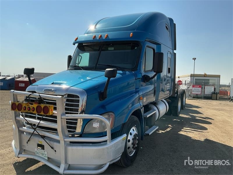 Tracteur routier Freightliner Cascadia 125 — occasion 2014