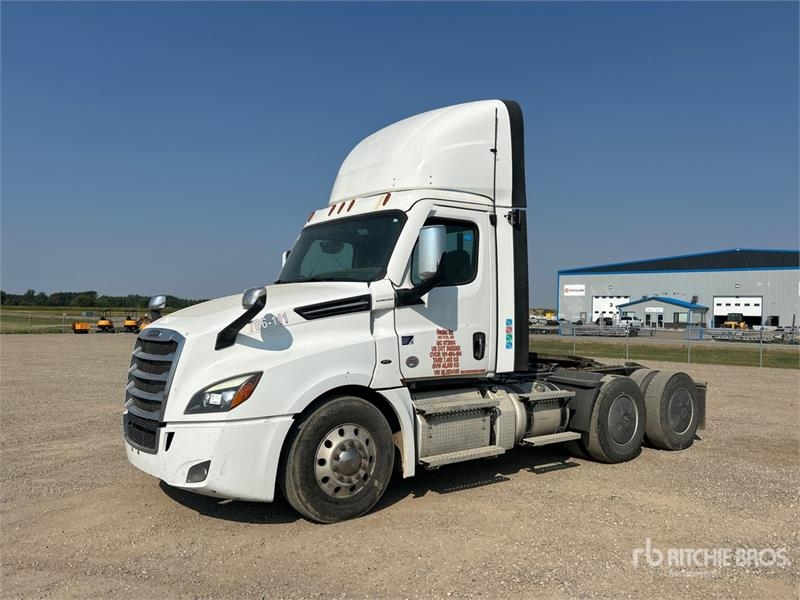 Freightliner Cascadia 126