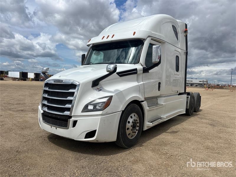 Freightliner Cascadia 126