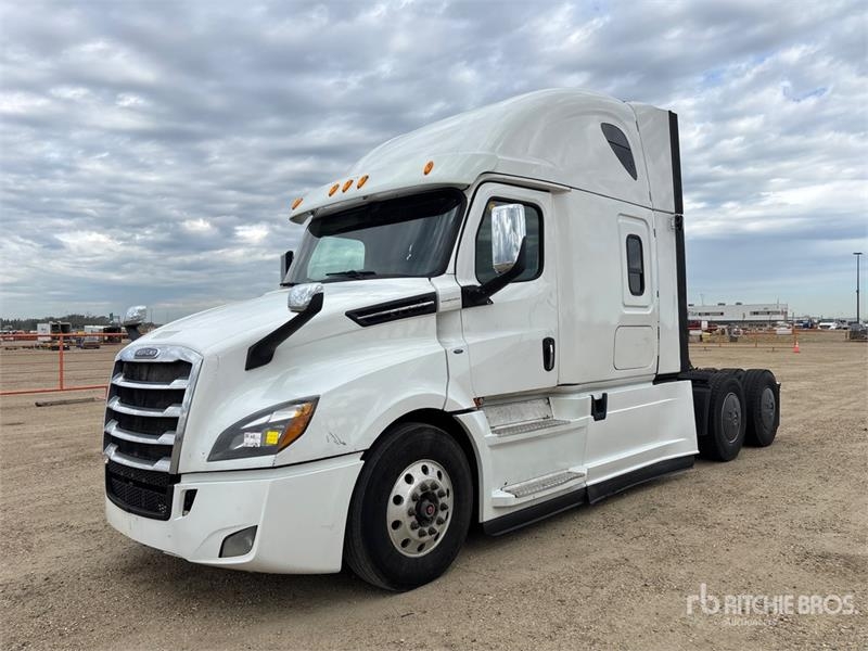 Freightliner Cascadia 126