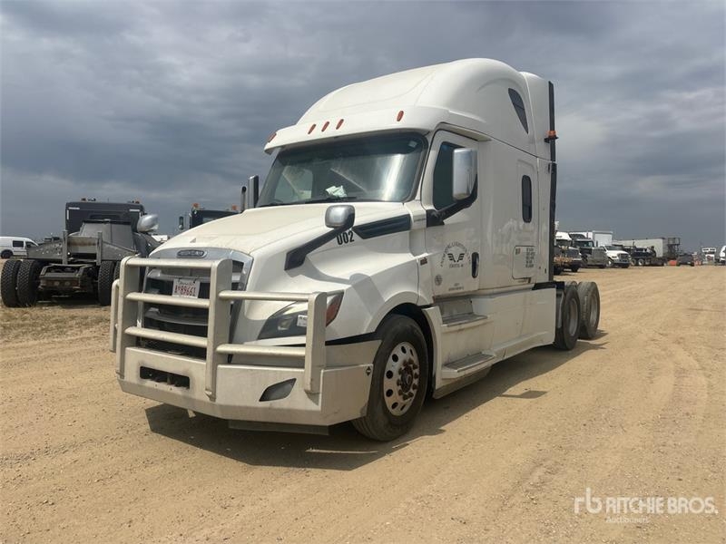 Tracteur routier Freightliner Cascadia 126 6x4 T/A Sleeper — occasion 2020