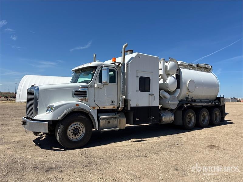 Freightliner Coronado 122