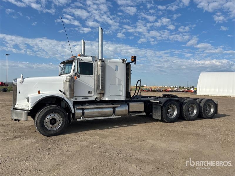 Tracteur routier Freightliner FLD120 — occasion 2007